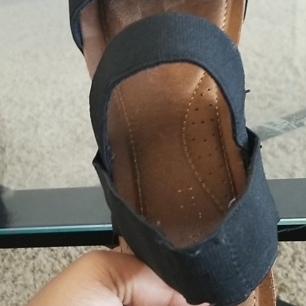 Pumps - Picture 4 of 4